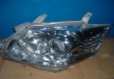 克萊斯勒鉑銳氙氣燈 提升夜間駕駛安全與視覺(jué)體驗(yàn)的汽車配件